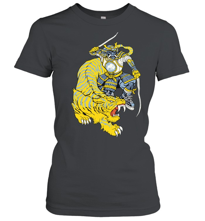 Buffalo Sabers knight fighting Women T-Shirt