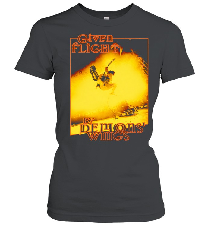 Shai hulud given flight by demons’ wings Women T-Shirt