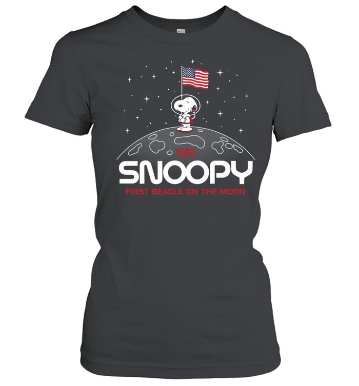 Snoopy First Beagle On The Moon 1969 Patriotic Space Anniversary Women T-Shirt