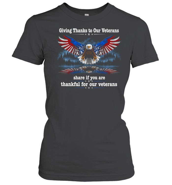 Giving Thanks To Our Veterans Thankful For Our Veterans Women T-Shirt