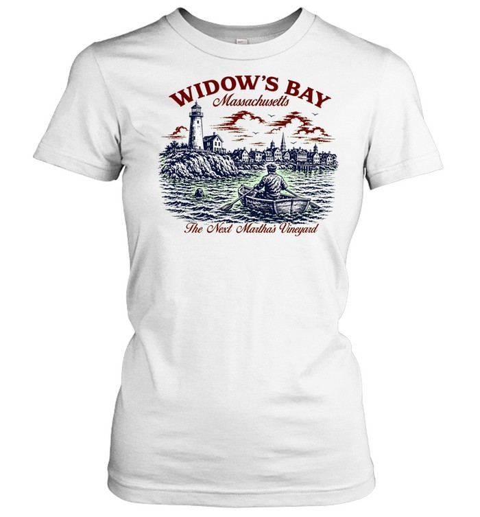 Widow’s Bay Massachusetts The Next Martha’s Vineyard Rowing Fisherman Women T-Shirt